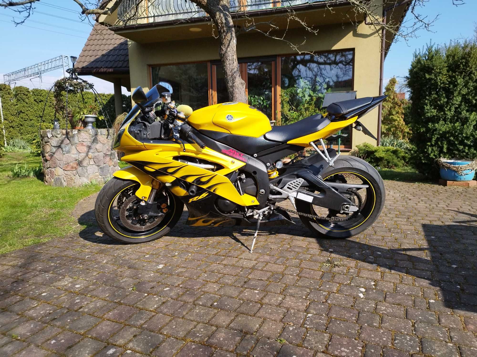 YAMAHA R6 oryginalne malowanie Yellow Flame