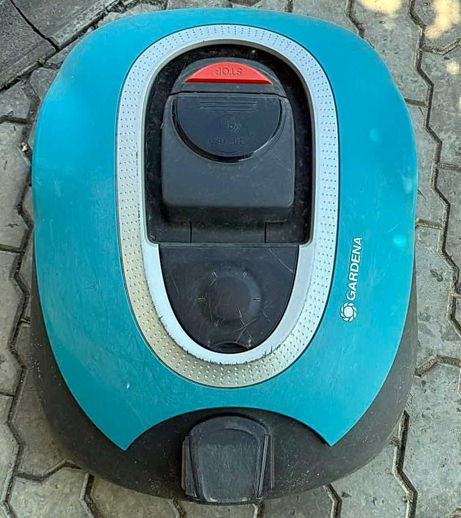 Gardena Smart SILENO R100Li - робот газонокосилка WiFi