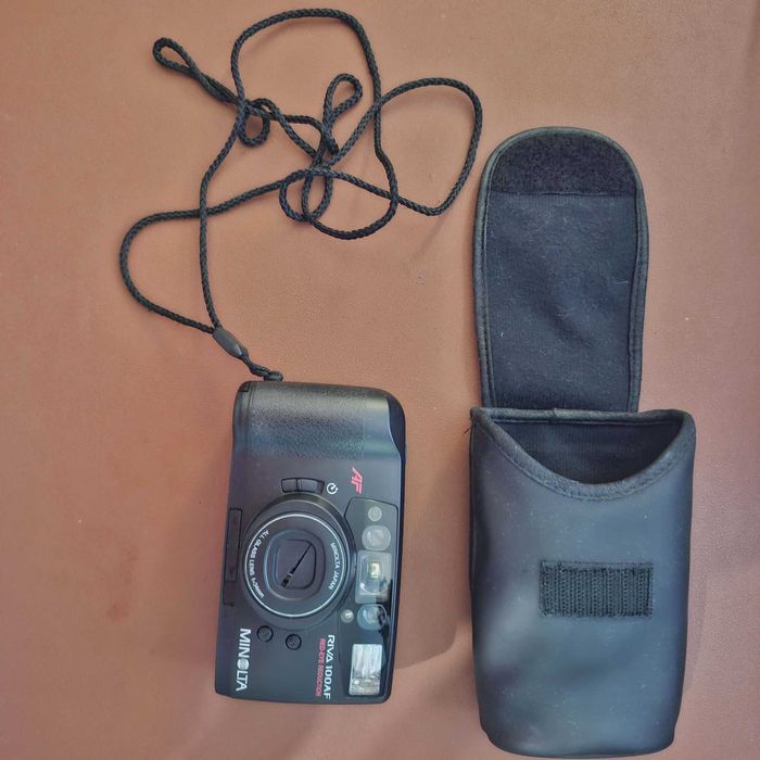 Aparat Minolta Riva 100AF