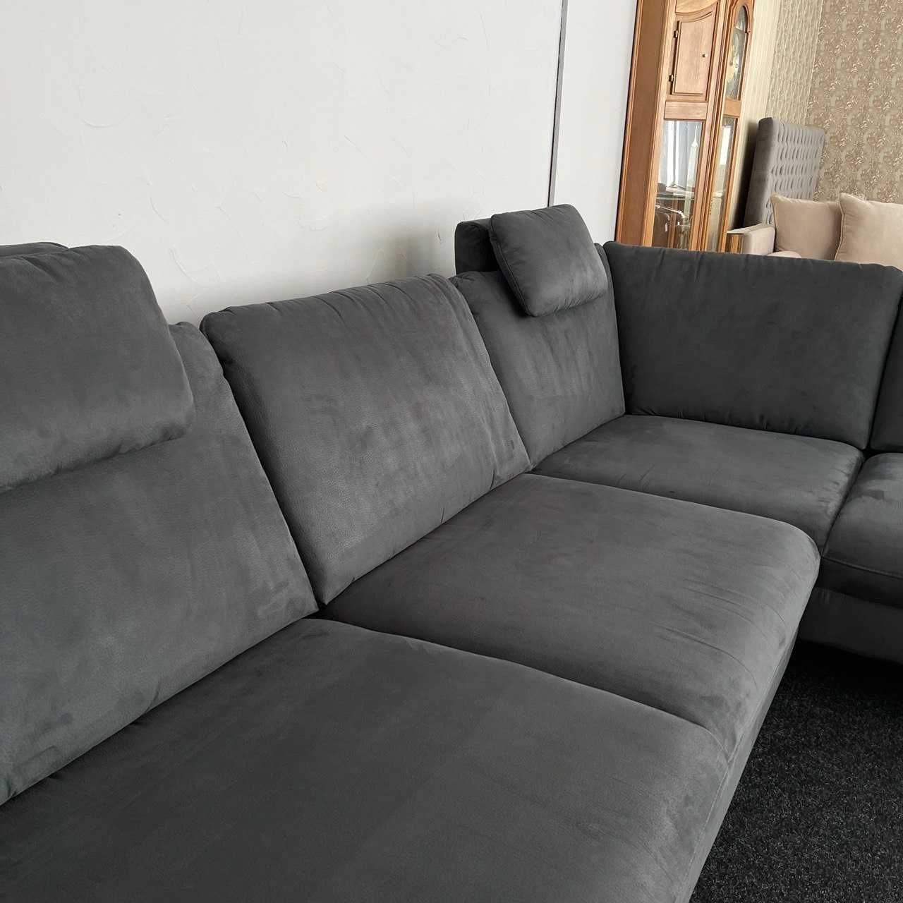 ЗНИЖКА Розкладний тканинний диван Німеччина