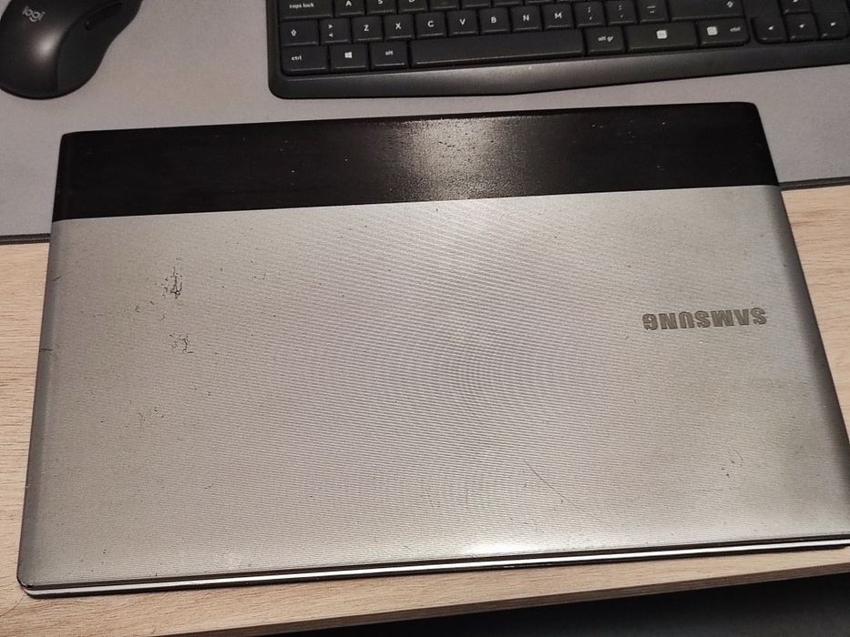 Portátil Samsung Rv511 i3 8gb