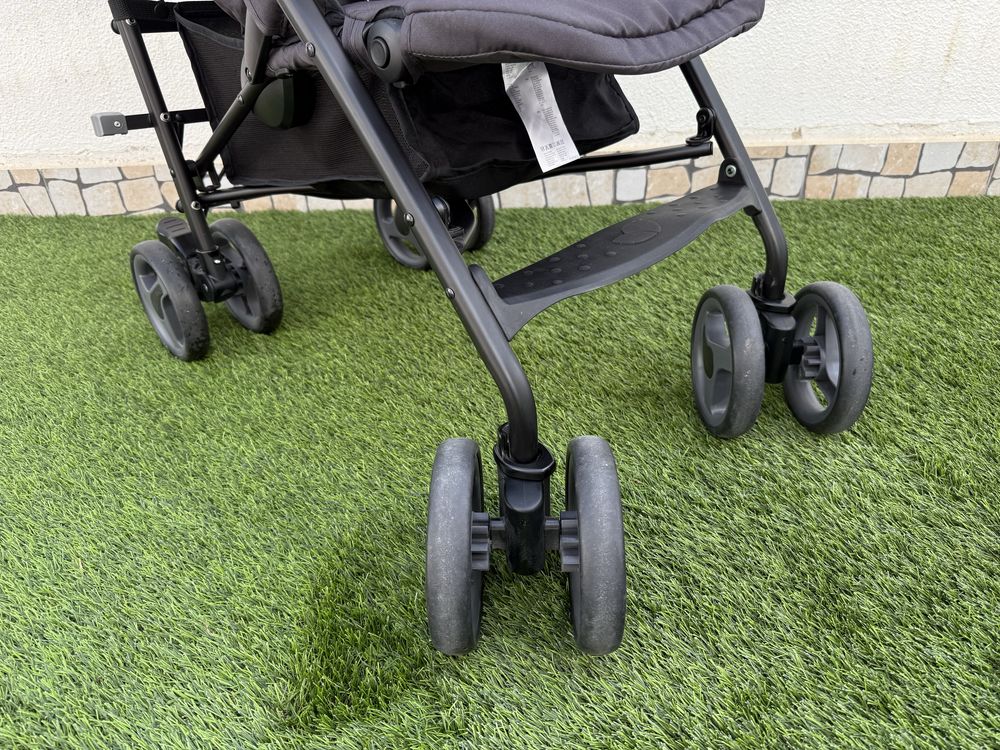 Carrinho de passeio Joie em óptimo estado