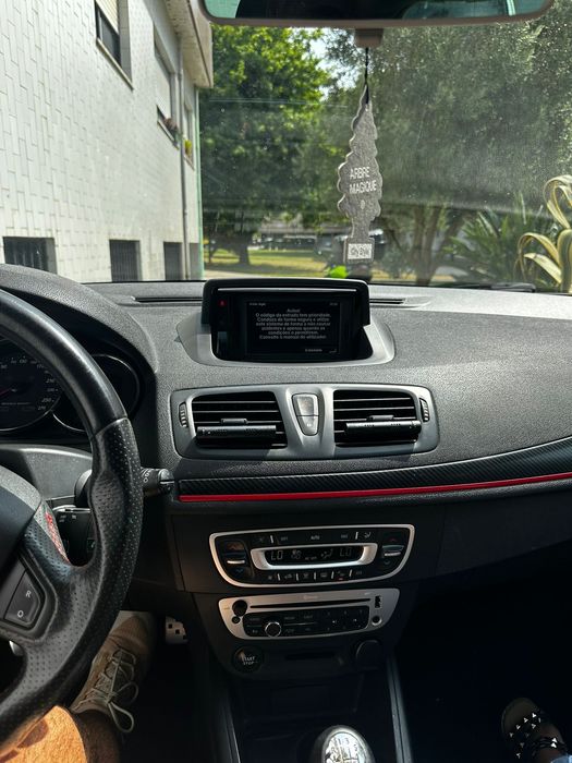 Renault Mégane Sport Tourer GT Line 1.5 dCi 110cv (2014)