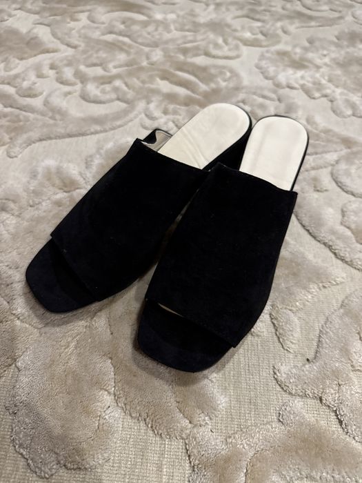 Шлепанцы  на каблуке