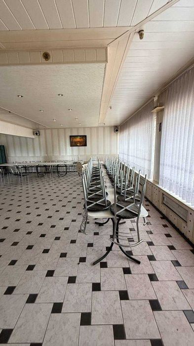 Продається комерційне приміщення в м. Чернівці (район Ленківці)