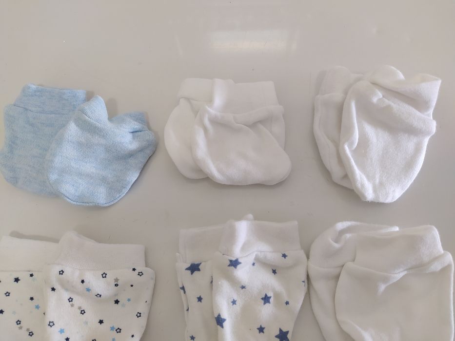 Conjunto de luvas 0-3 meses