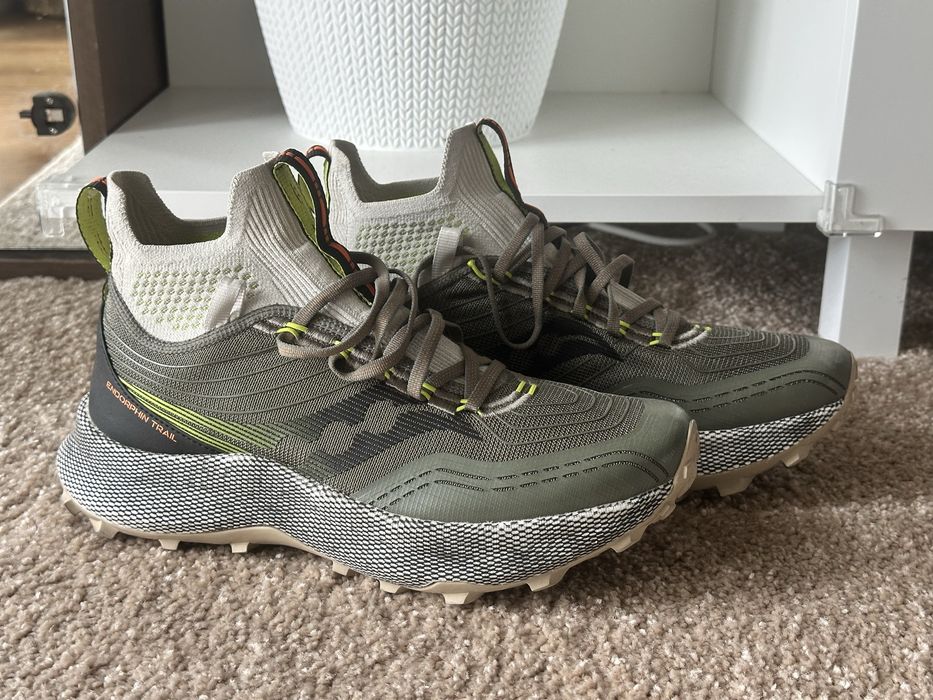 Saucony endorphin trail mid olive кросівки