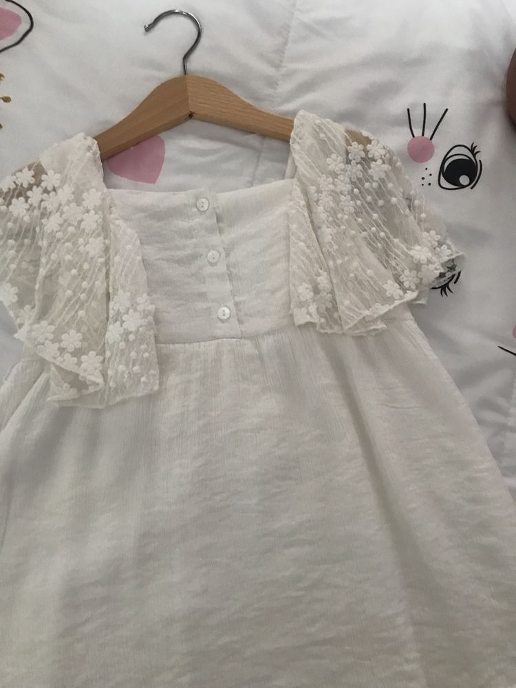 Vendo vestido Dadati branco 5 anos