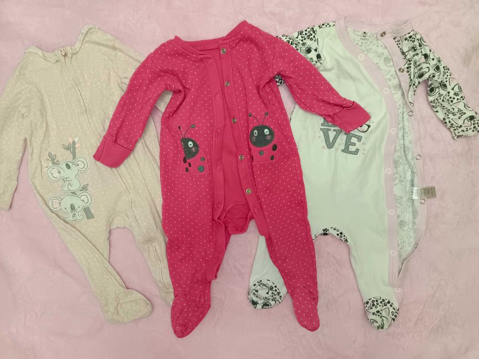 Продам речі на дівчинку 0-6 міс за 1 річ 100-150 грн