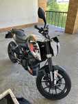 Ktm duke 125 racing