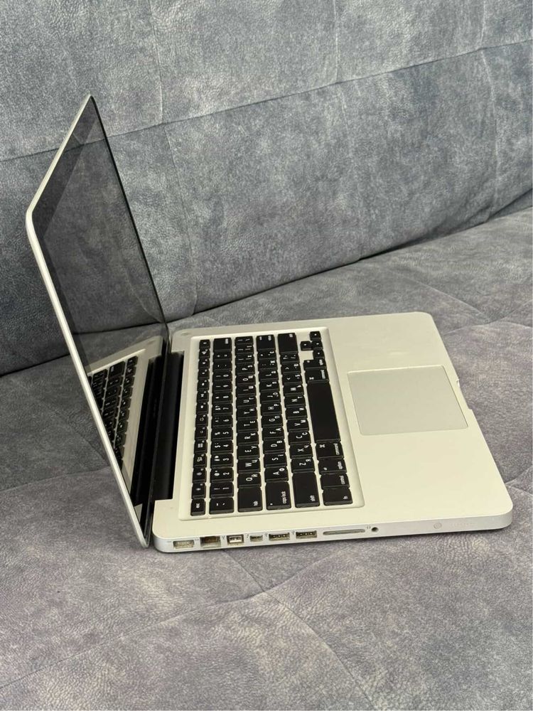 Apple Macbook pro 13