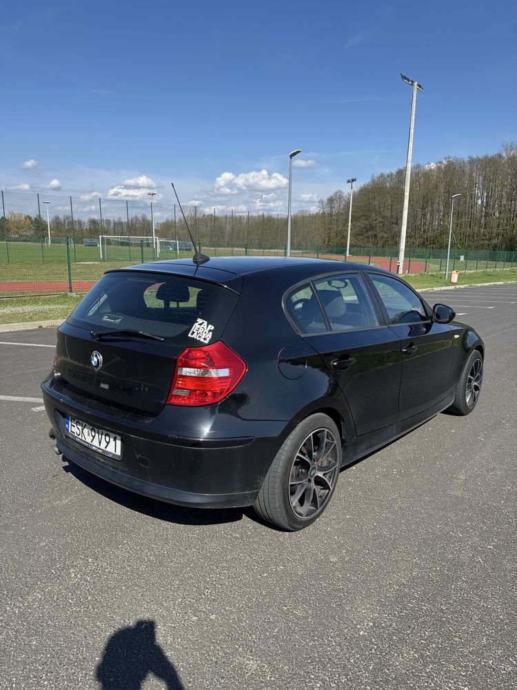 BMW E87 118D 2010r