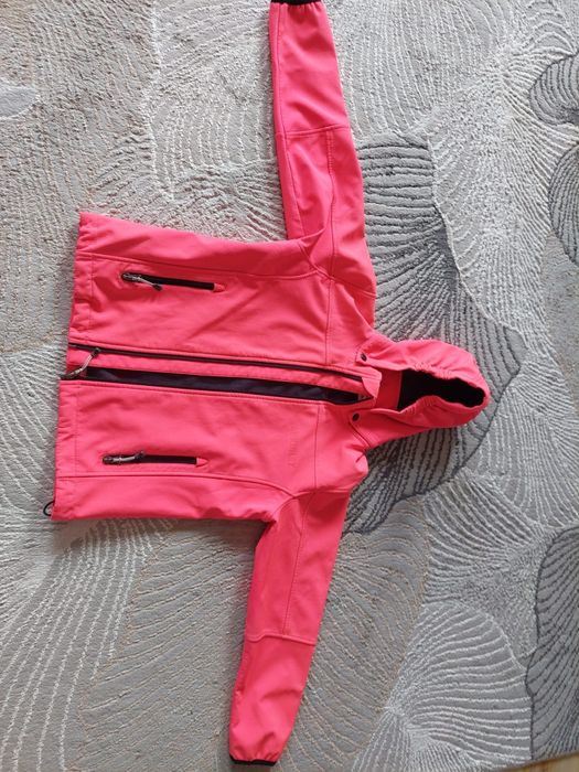 McKinley -kurtka softshell rozm.140 dziewczęca