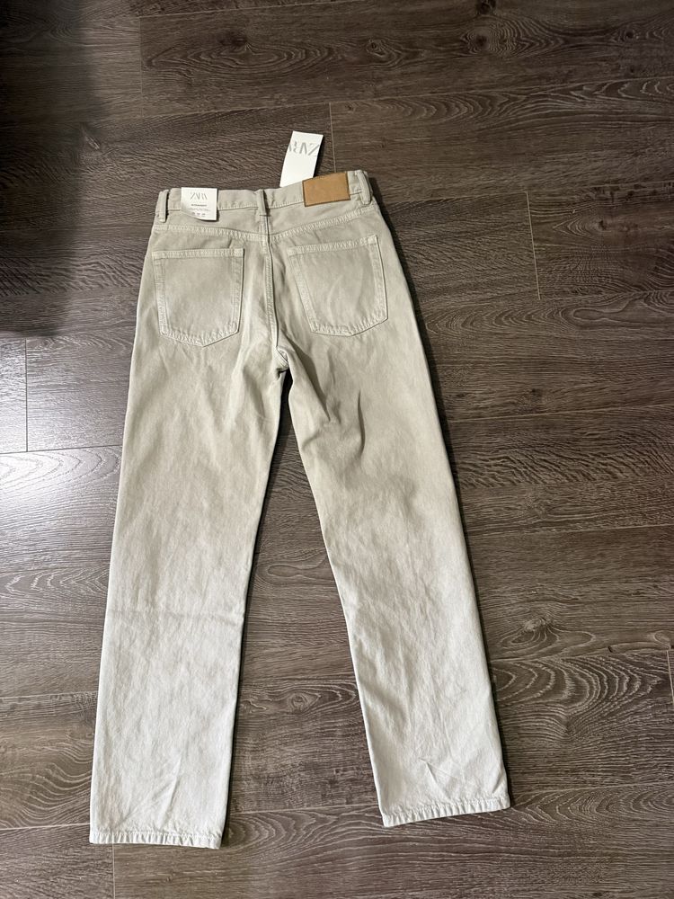 Джинсы bershka широкие стандаротного кроя STRAIGHT old money casual