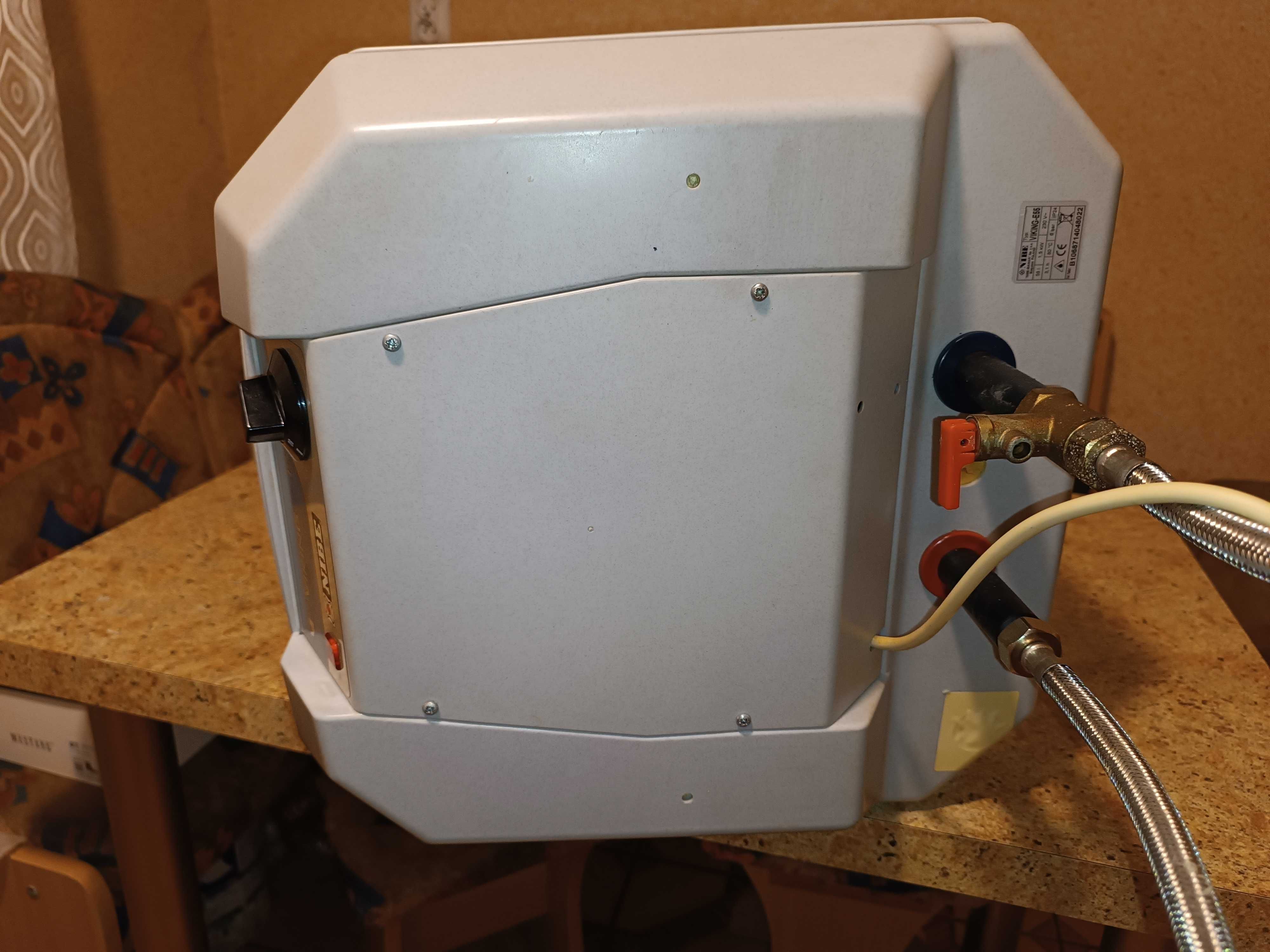 Elektryczny używany ogrzewacz wody Biawar Viking E-55