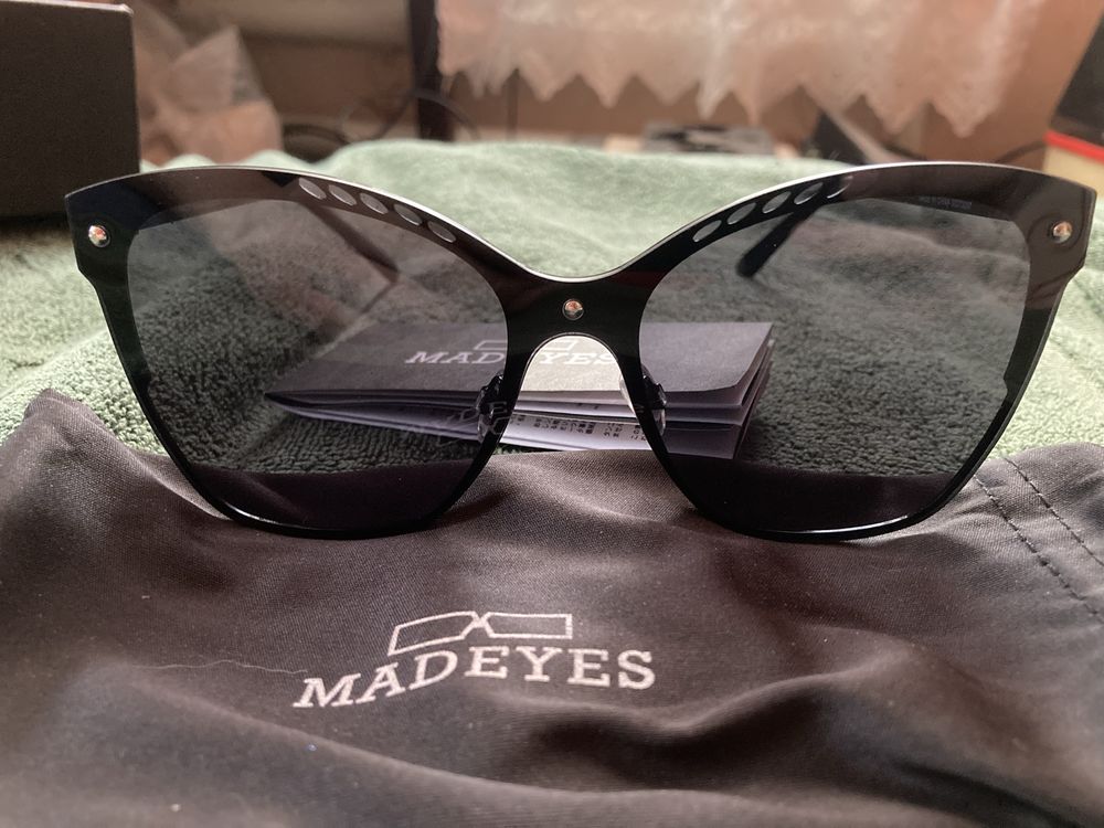 Сонцезахисні окуляри MADEYES