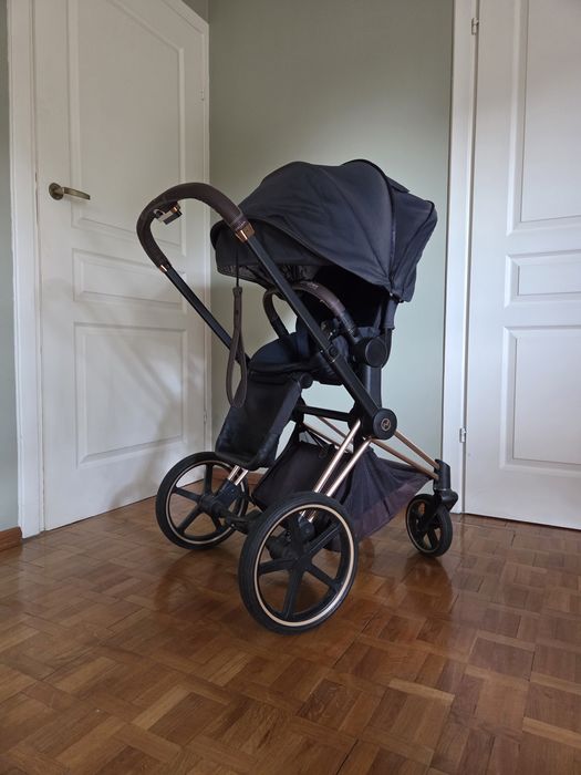 Stylowy wózek Cybex Priam 2022 – Rose Gold, spacerówka + gondola