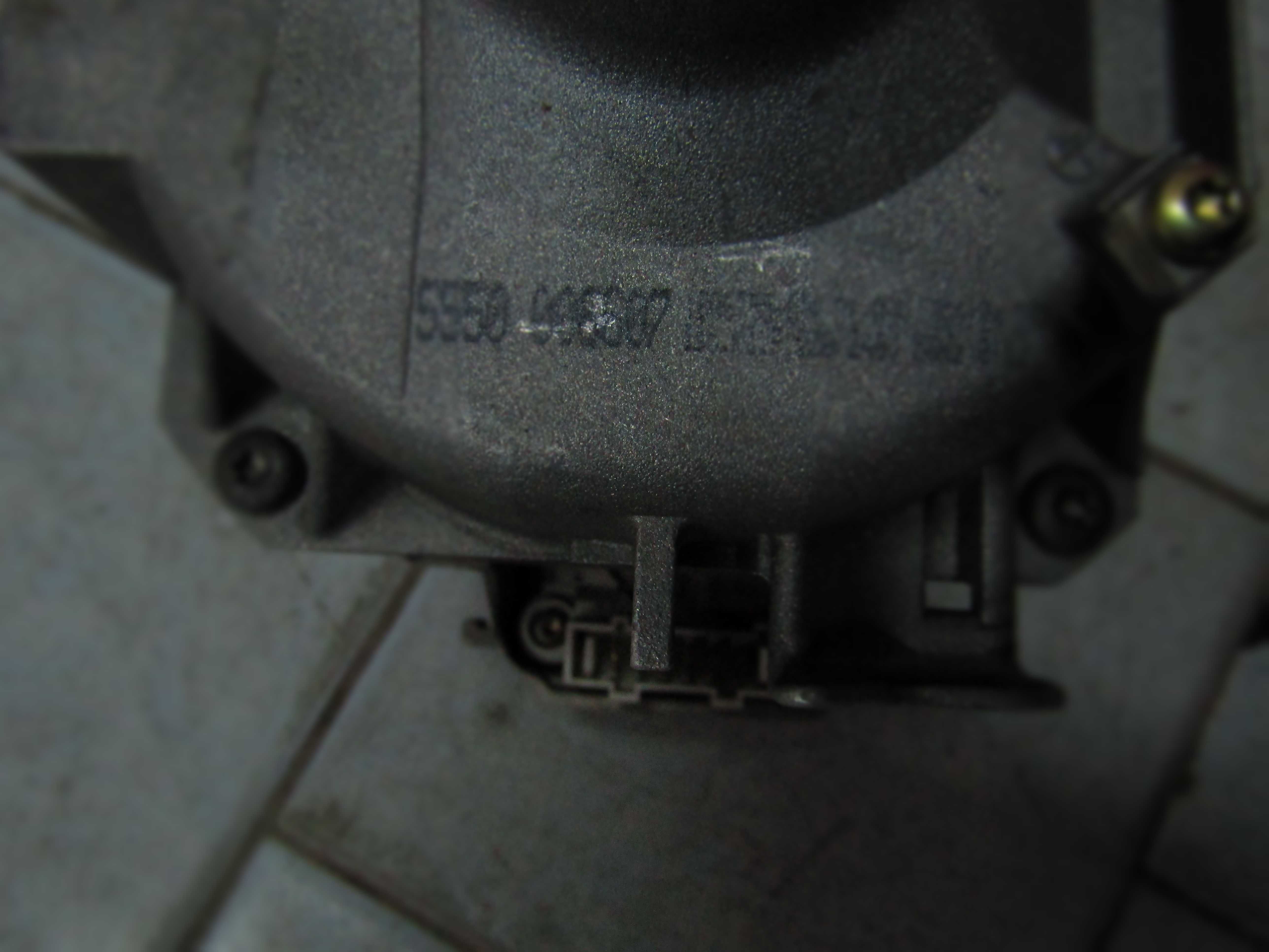 Двигателоь мотор стиральной машины Bosch WOL 1650