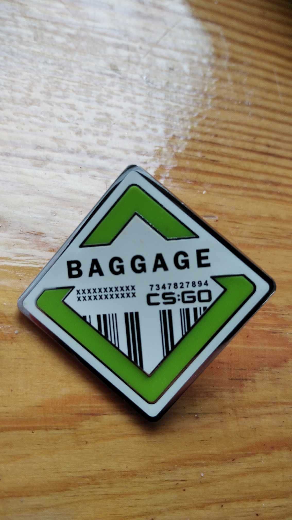 Przypinka pin cs:go cs2 Baggage