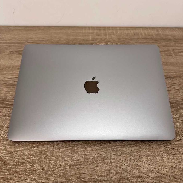 MacBook Pro 2016 13" Intel Core і5 / 8Gb / SSD 256Gb (код: M0778)