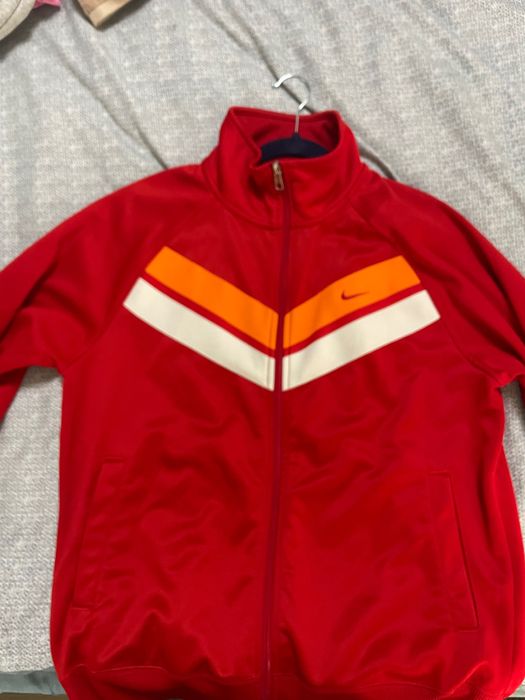 Продам спортивну кофту найк в оригіналі