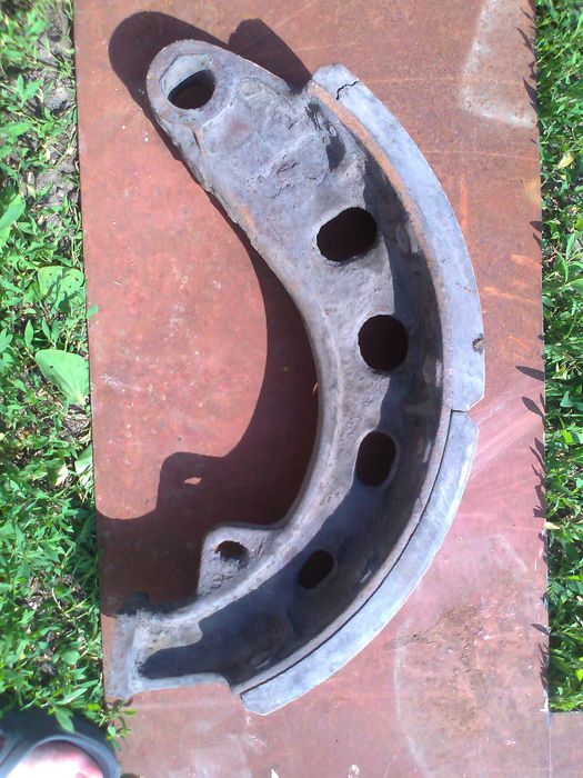 Тормозні колодки ЗІЛ-130 тормозные колодки ЗИЛ