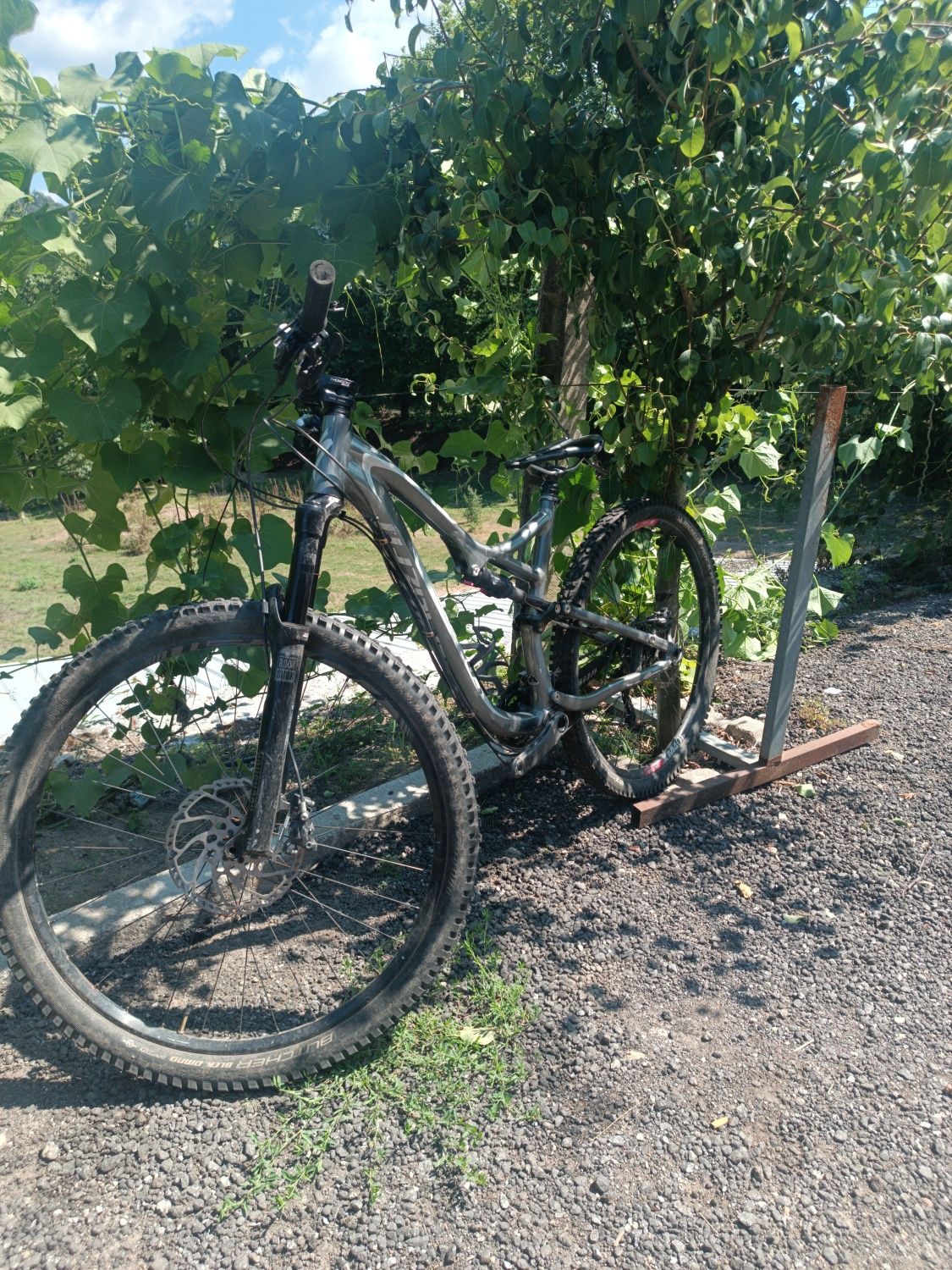 Bicicleta de enduro 29
