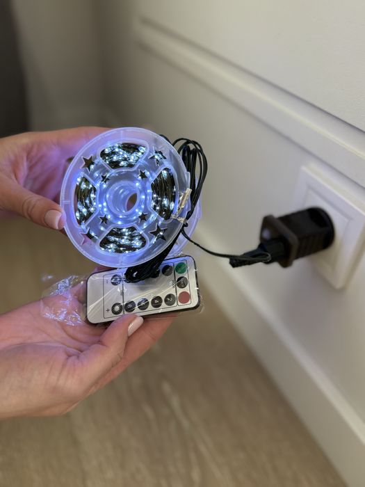 Гірлянда роса в теплому та холодному кольорі