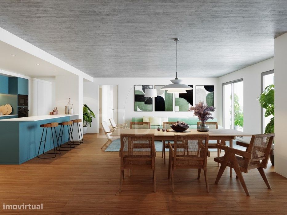 Apartamento T2 com estacionamento situado em Arroios, Lisboa