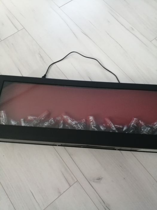 Sztuczny kominek na prąd i baterie rozmiar 60na 20cm