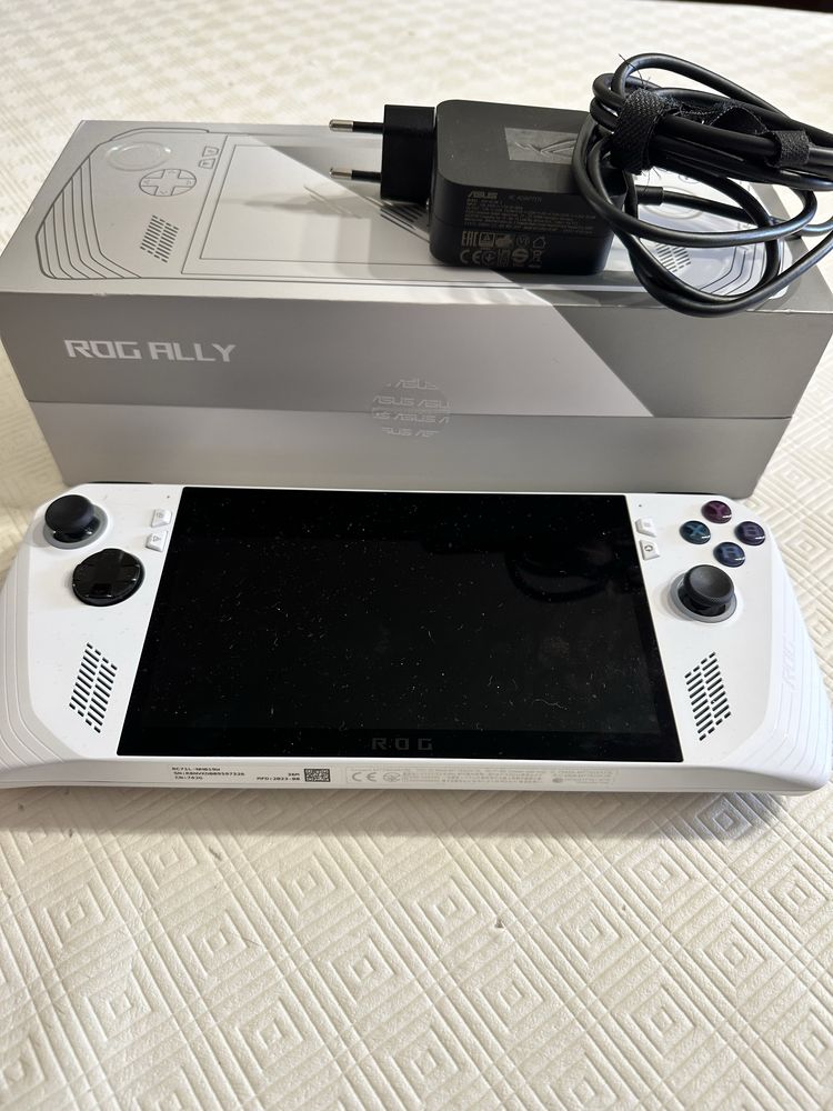 Consola ASUS ROG Ally AMD Ryzen Z1 (512 GB)