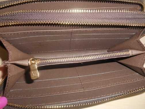 Portfel torebka Saszetka organiser 2 zamek Louis Vuitton,  078-3-1