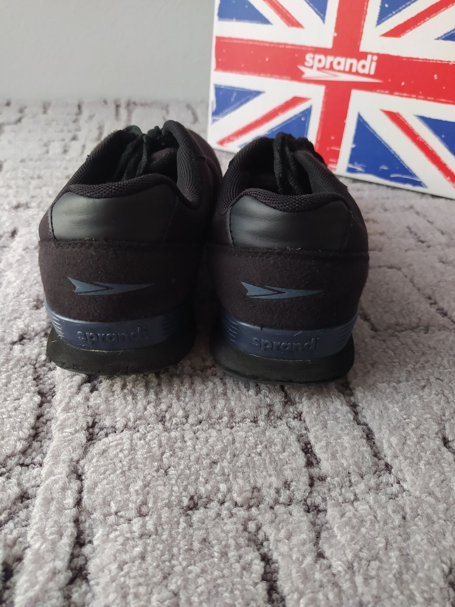 SPRANDI buty sportowe, sneakersy rozm. 39 stan Bardzo Dobry