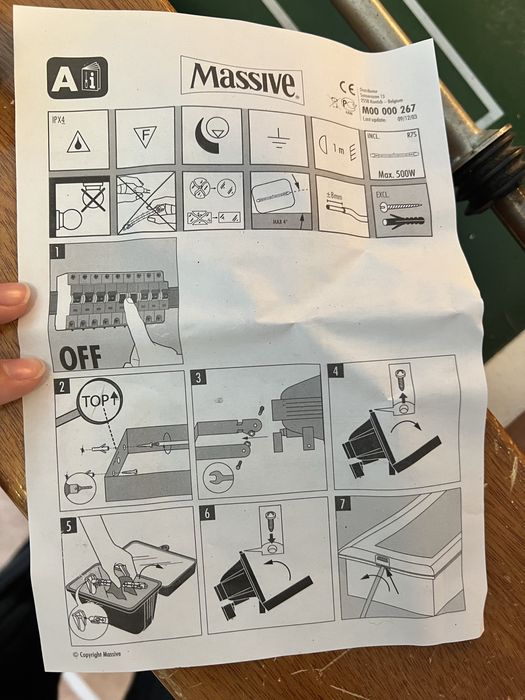 2 holofotes de exterior brancos novos