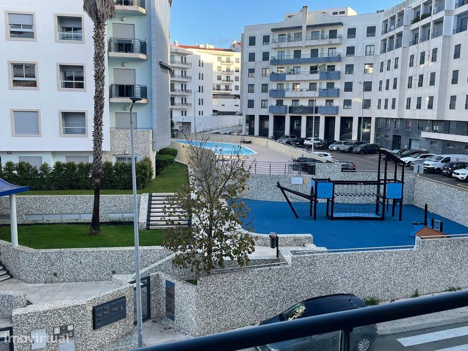 T3 + 1 Duplex | Parque Luso - Jardim dos Navegantes (Piscina)