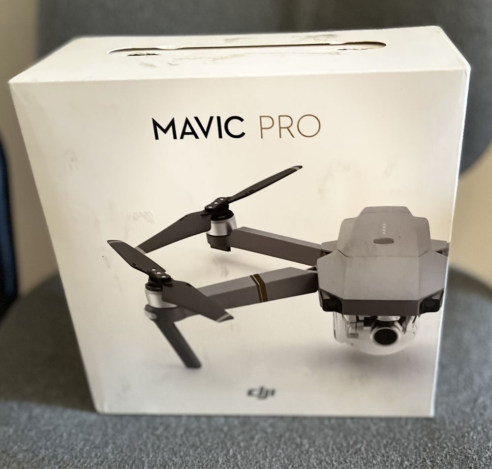 Продам квадрокоптер DJI Mavic Pro