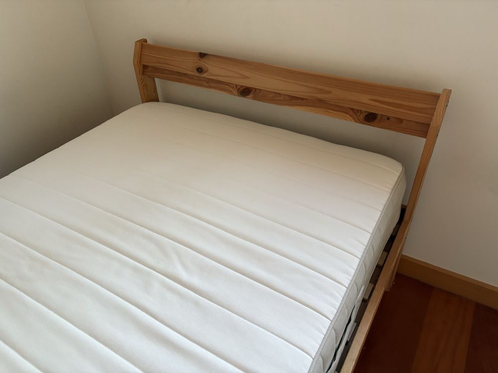 Cama de Solteiro Completa IKEA – Colchão + Estrado
