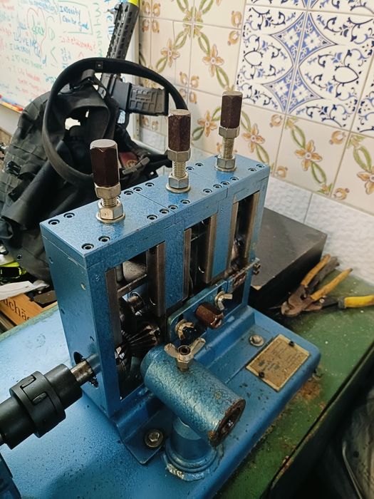 Máquina descarnar cobre