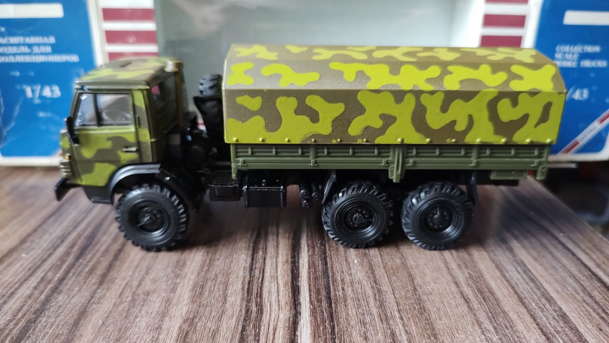 камаз 5320 53212 5410 маз уралСделано в СССР модель авто 1.43