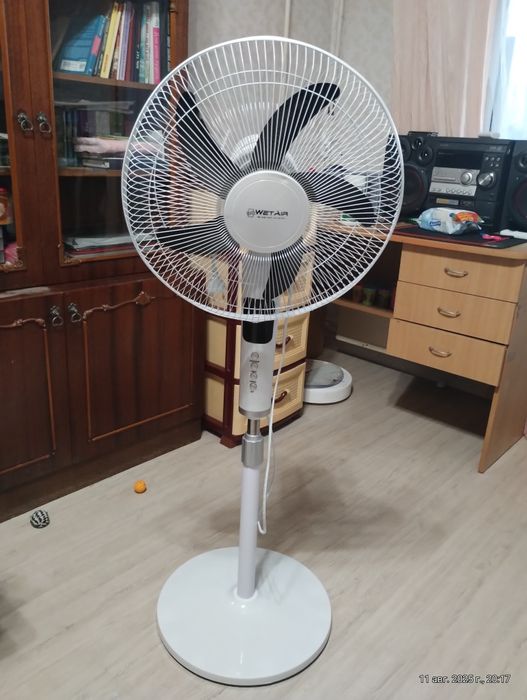 Вентилятор з дистанційним керуванням WETAIR SF-5045W