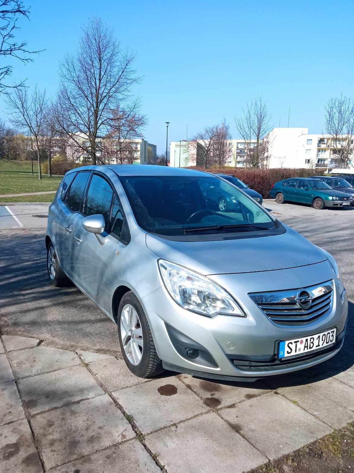 Opel Meriva 1,4 benzyna 2011