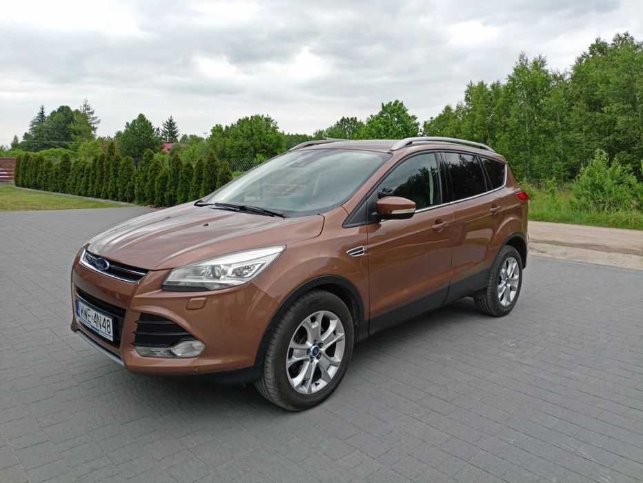 Ford Kuga II 2.0 TDCI 4x4 163 KM Titanium bogate wyposażenie