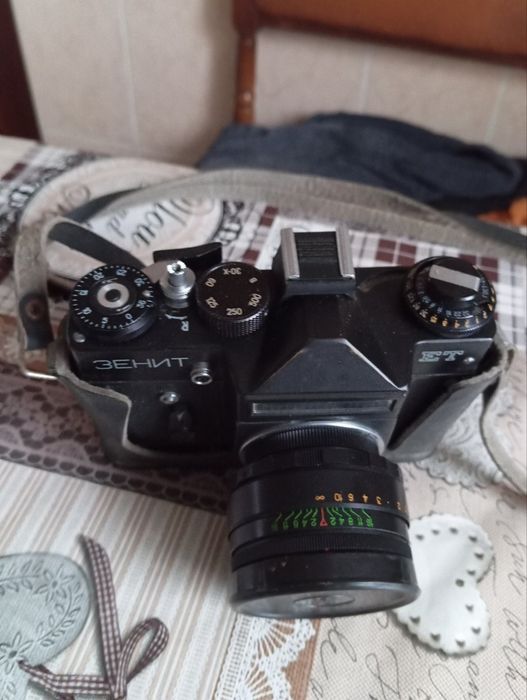 Продам фотоапарат  zenit et