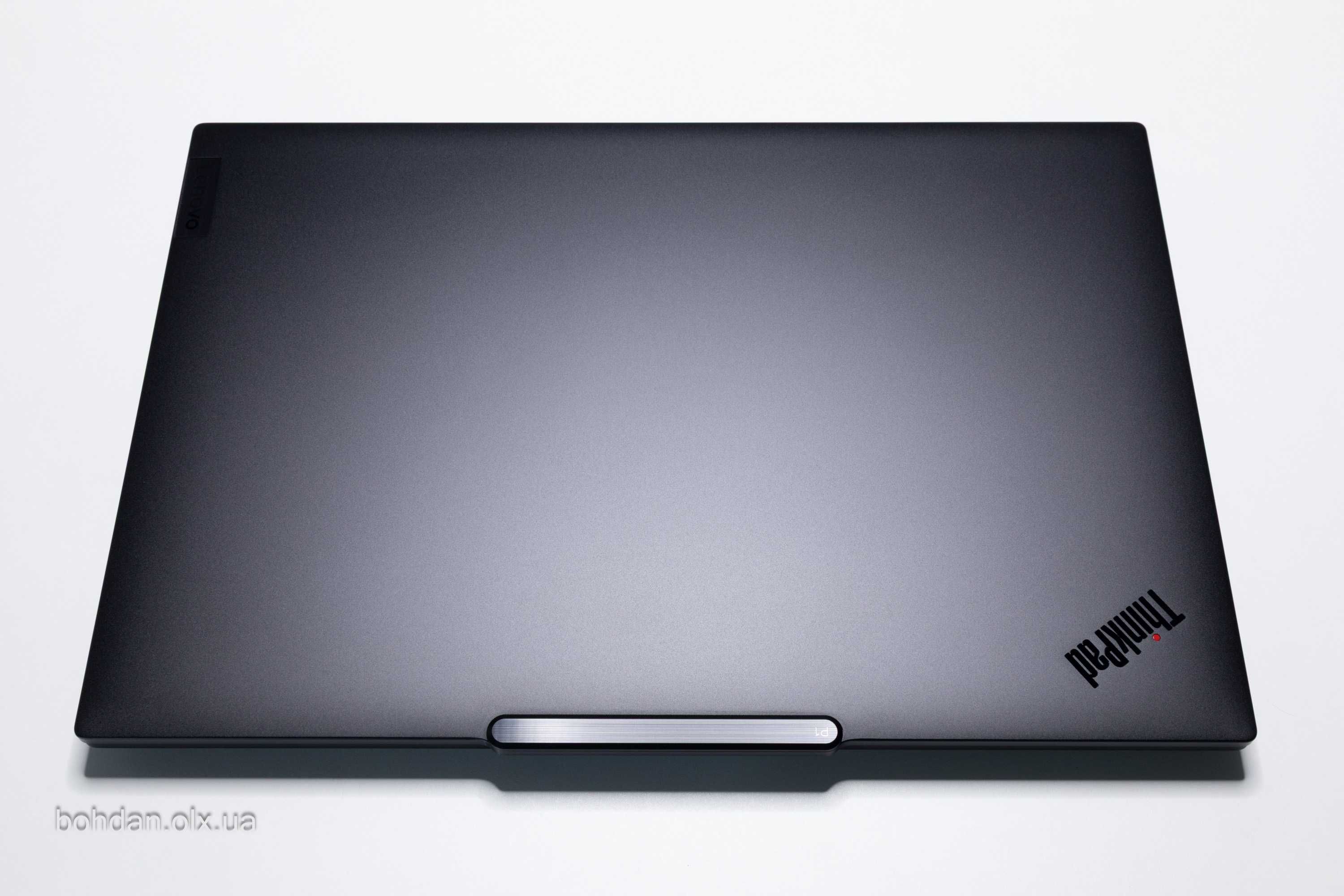 Lenovo ThinkPad P1 Gen 7 WQXGA-165Hz 155H RTX 2000 Ada 32GB 1TB W11Pro