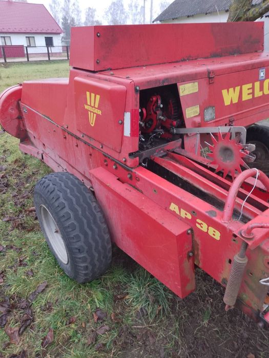 Прес підбирач WELGER AP38
