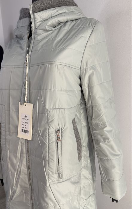 Красива нова осіння куртка демісезонне пальто, 48,46 фірмова