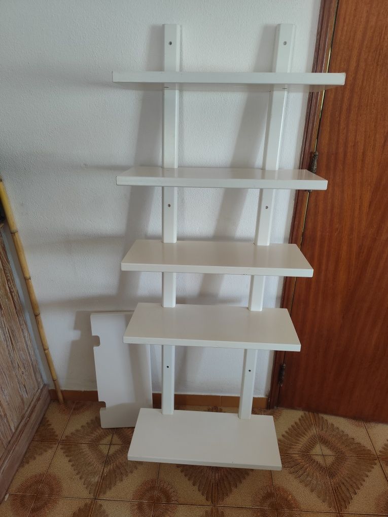 Estante de parede IKEA