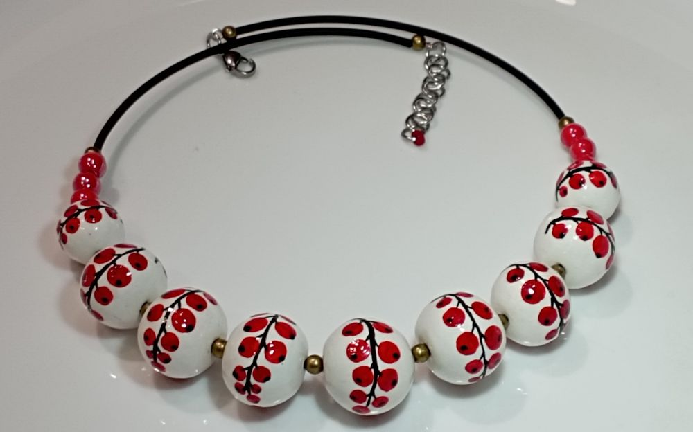 Намисто,гердан,чокер,буси,прикраса до вишиванки в національному стилі.