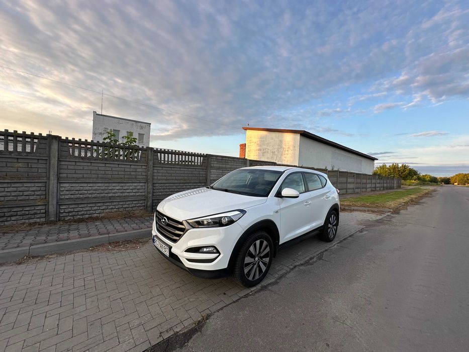 HYUNDAI Tucson 2017 рік