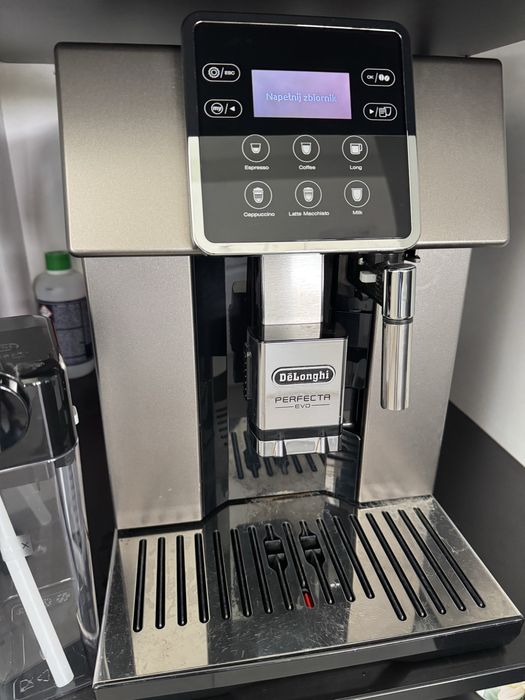 Ekspress do kawy DeLonghi Perfecta EVO